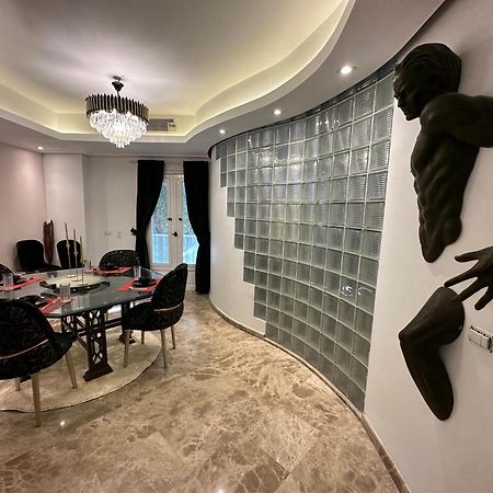 Modern 1-Bedroom Apartment In Zamalek Visits Allowed 카이로 외부 사진
