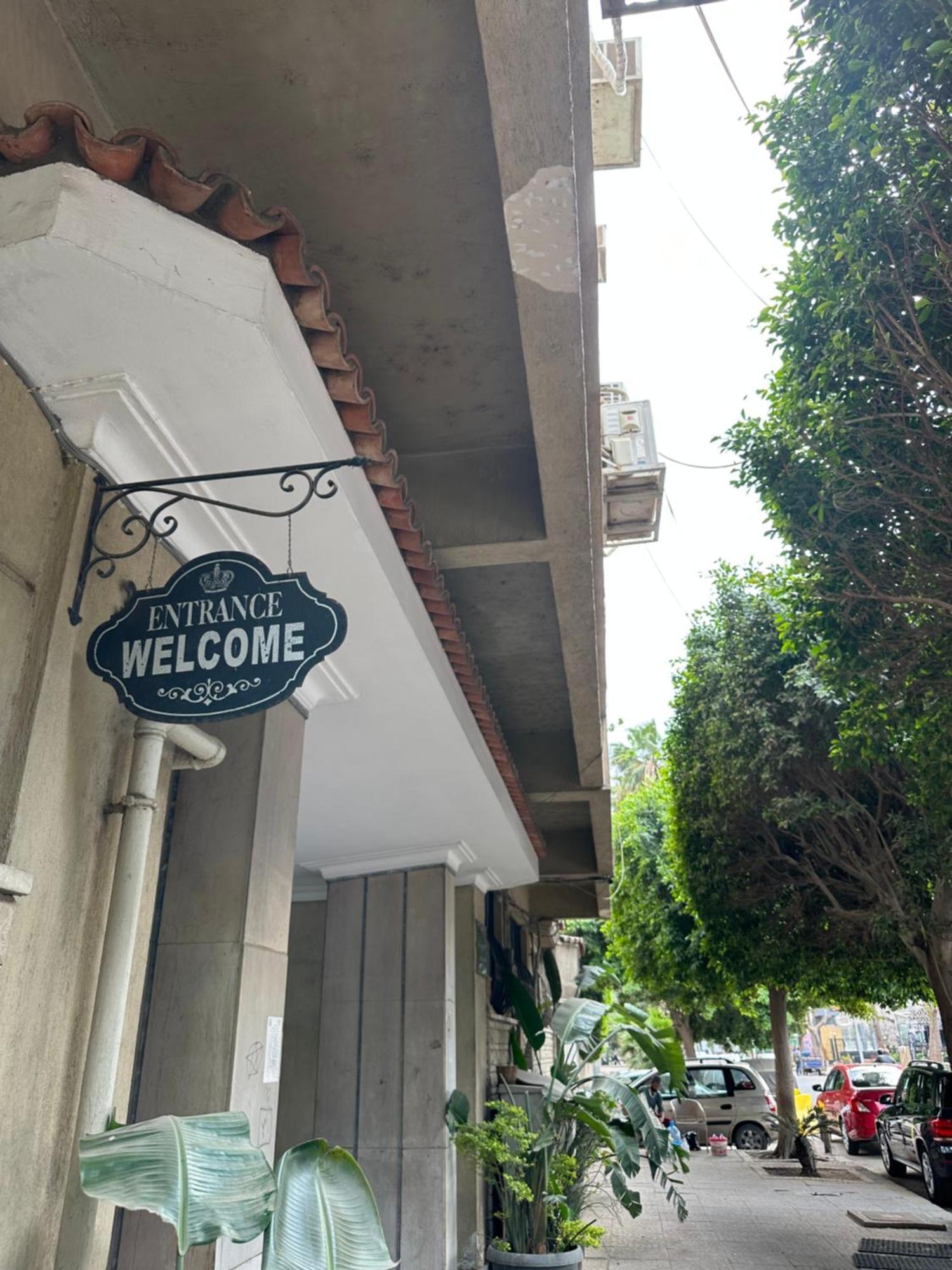 Modern 1-Bedroom Apartment In Zamalek Visits Allowed 카이로 외부 사진