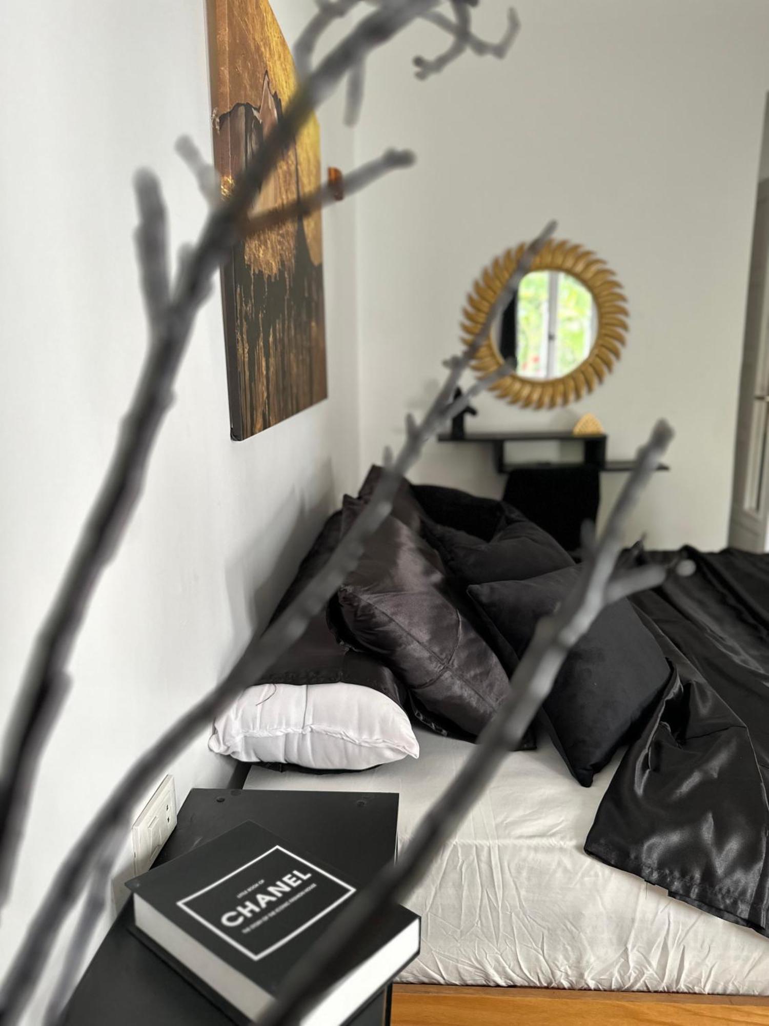 Modern 1-Bedroom Apartment In Zamalek Visits Allowed 카이로 외부 사진